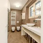 Apartament Apartmentsarena - Zini