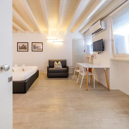 Apartmentsarena - Zini