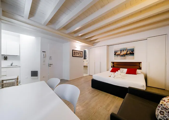 Apartmentsarena - Zini Apartament *