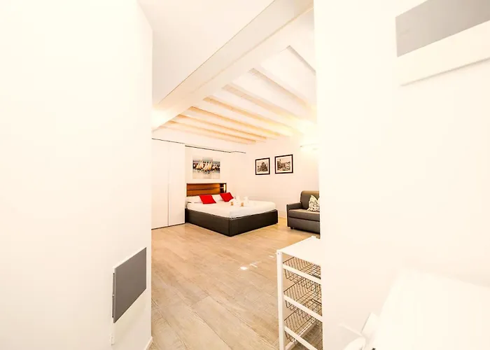 Apartmentsarena - Zini Lägenhet Verona