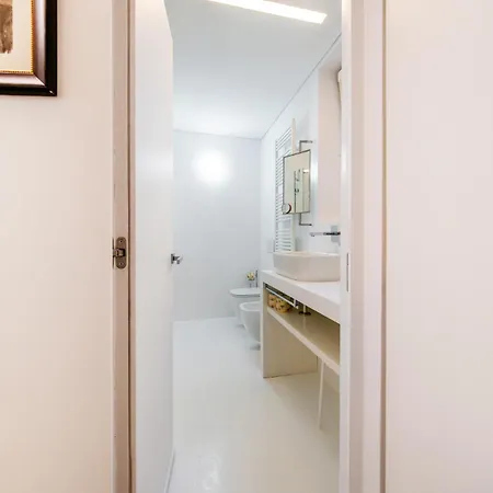 Apartmentsarena - Zini Lägenhet *
